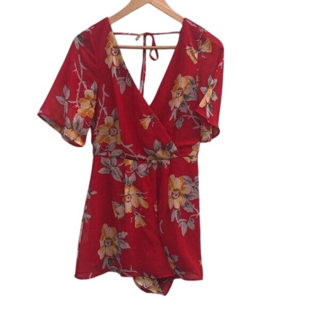 Charlotte Russe Red‎ Floral Romper Size XS